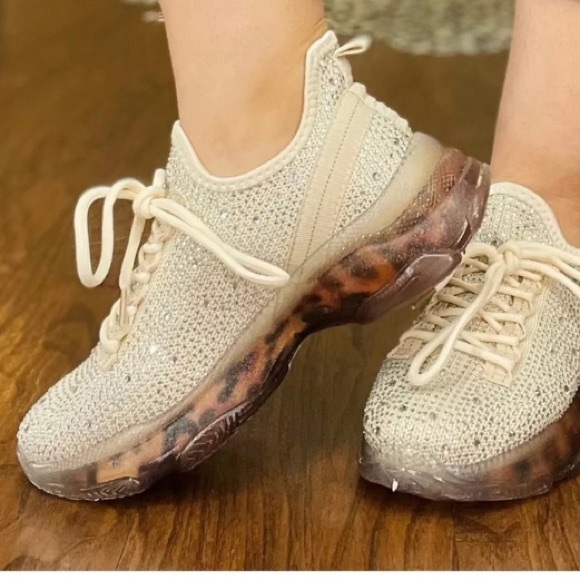Very G Women\'s Glittery Cream Sneakers